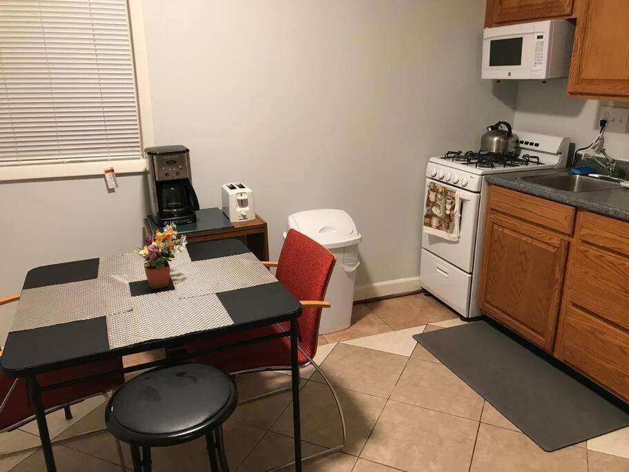Walk2Metro'S,Dcgem,Private,Wifi, Freeparking Appartement Arlington Buitenkant foto